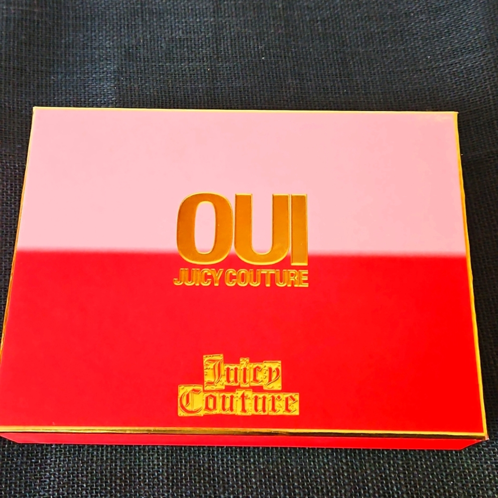 Juicy Couture Oui Perfume Box
